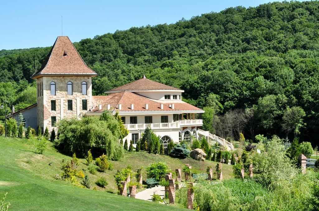 Sungarden Golf&Spa Resort Cluj-Napoca Exterior foto