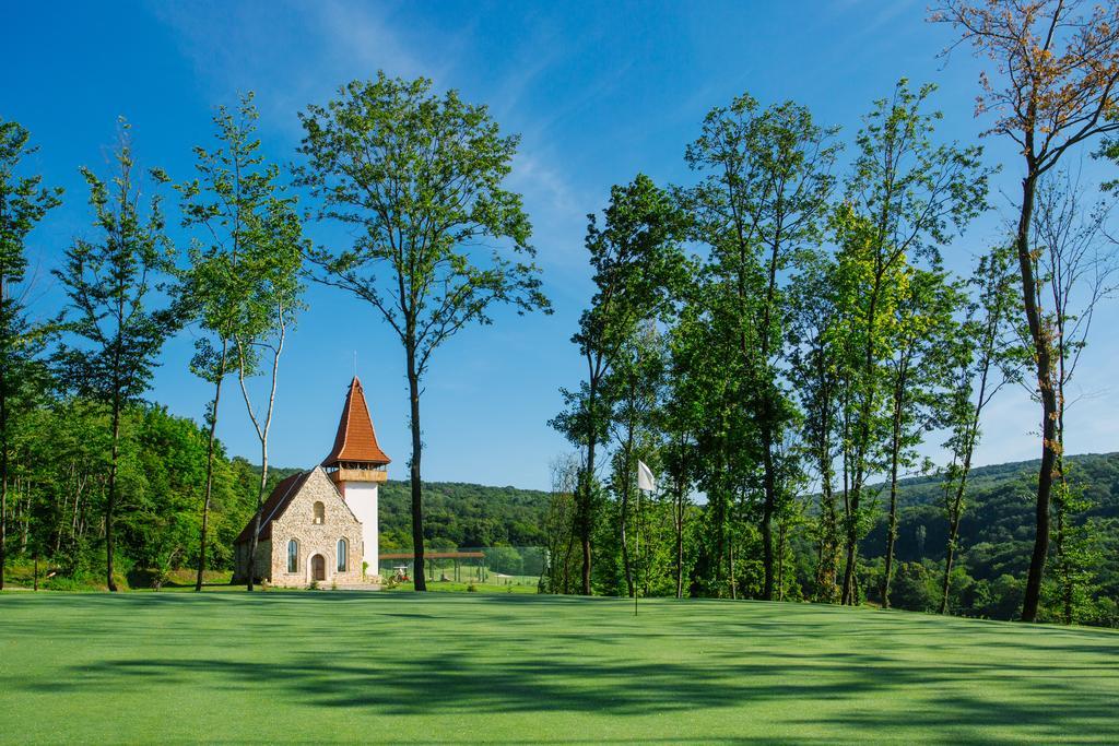 Sungarden Golf&Spa Resort Cluj-Napoca Exterior foto